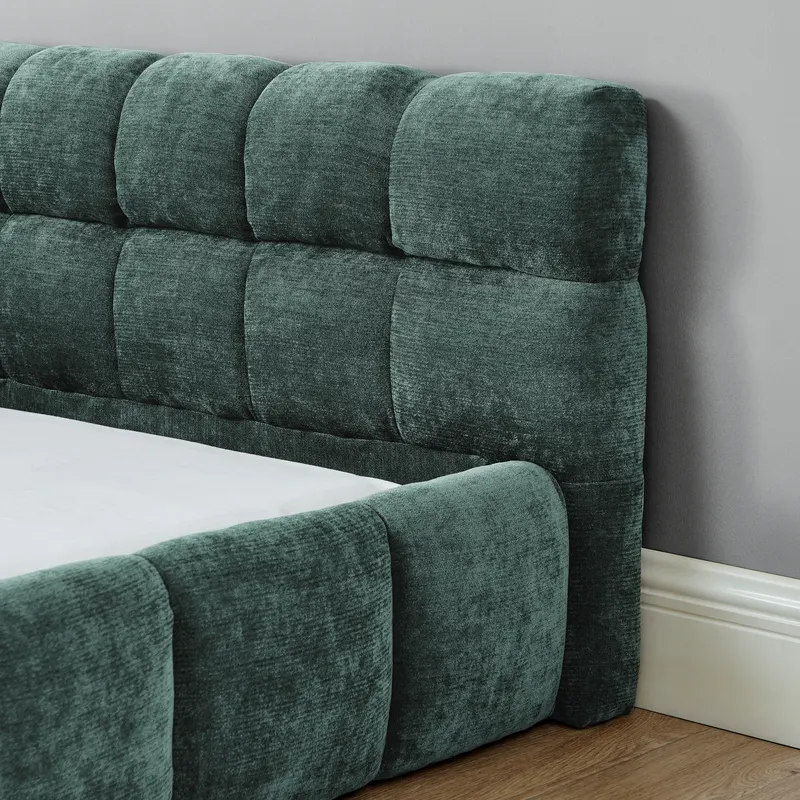 King Size Upholstered Bed Frame with Thick Fabric — photo 2