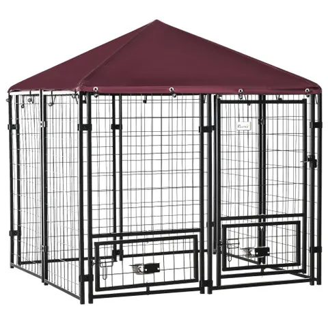 Outdoor Kennel with Rotating Bowl Rack